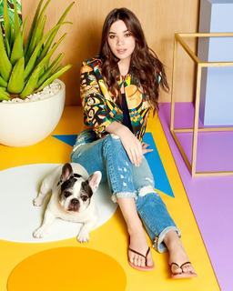 Hailee Steinfeld feet photo thumbnail