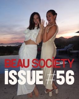 Hailee Steinfeld feet photo thumbnail