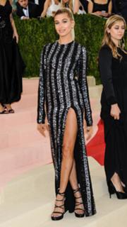 Hailey Bieber feet photo thumbnail