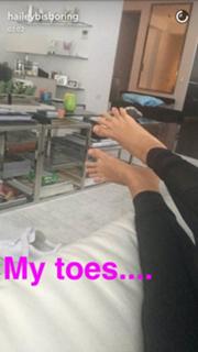 Hailey Bieber feet photo thumbnail