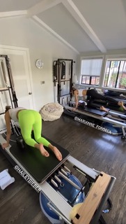 Hailey Bieber feet photo thumbnail