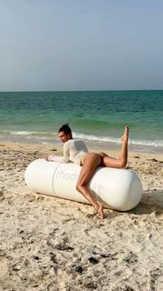 Hailey Bieber feet photo thumbnail