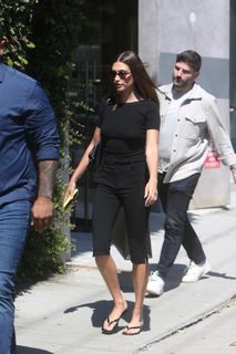 Hailey Bieber feet photo thumbnail