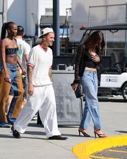 Hailey Bieber feet photo 18