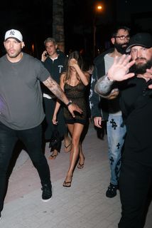 Hailey Bieber feet photo 4