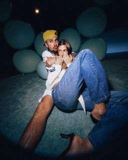 Hailey Bieber feet photo 14