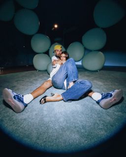 Hailey Bieber feet photo 12