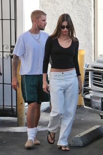 Hailey Bieber feet photo 16