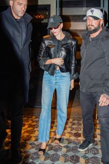 Hailey Bieber feet photo 18