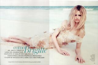 Hailey Clauson feet photo thumbnail