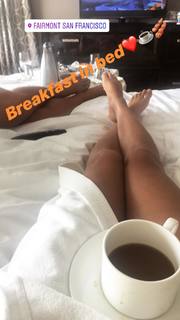 Hailey Clauson feet photo thumbnail