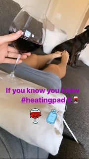 Hailey Clauson feet photo thumbnail