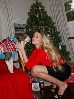 Hailey Clauson feet photo 9