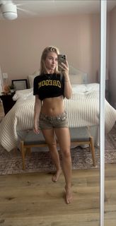 Hailey Rae Ostrom feet photo 1