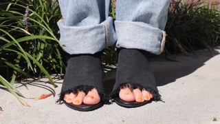 Hailey Sani feet photo 12