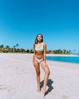Hailey Sani feet photo 16