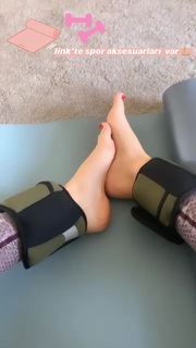 Hailey Sani feet photo 13