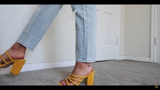 Hailey Sani feet photo 11