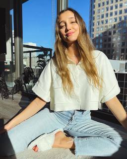 Hailey Sani feet photo 7