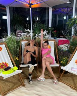 Hailey Sani feet photo 8