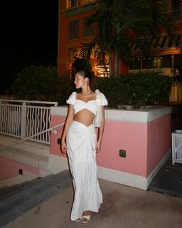 Hailey Sani feet photo 5