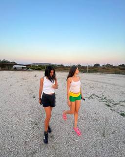 Hailey Sani feet photo 12