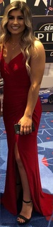 Hailie Deegan feet photo thumbnail