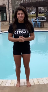 Hailie Deegan feet photo thumbnail