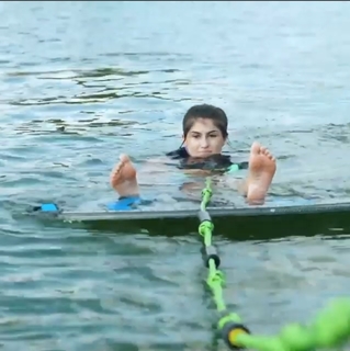 Hailie Deegan feet photo thumbnail