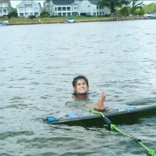 Hailie Deegan feet photo thumbnail