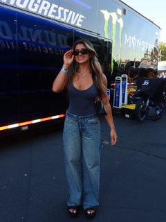Hailie Deegan feet photo 3