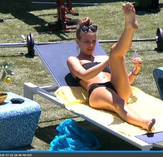 Haleigh Broucher feet photo 6