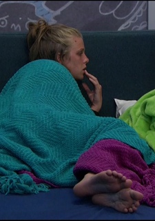 Haleigh Broucher feet photo 15