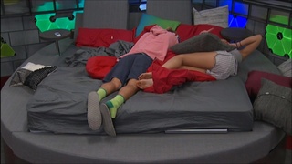 Haleigh Broucher feet photo 4