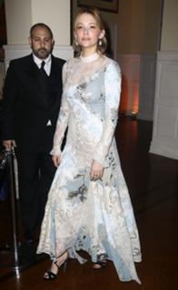 Haley Bennett feet photo thumbnail
