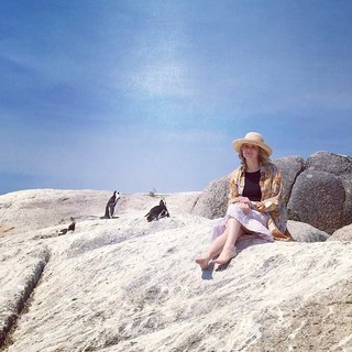 Haley Bennett feet photo thumbnail