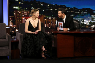Haley Bennett feet photo thumbnail