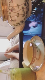 Haley Bennett feet photo thumbnail