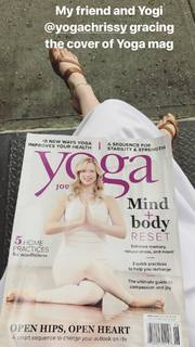 Haley Bennett feet photo thumbnail