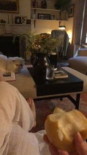 Haley Bennett feet photo thumbnail