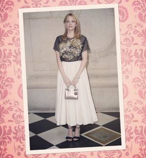Haley Bennett feet photo thumbnail