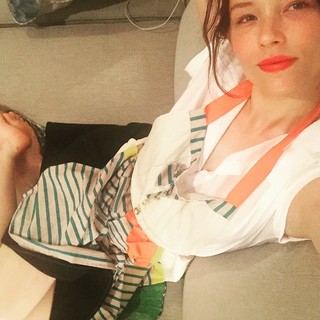 Haley Bennett feet photo thumbnail