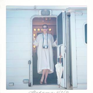 Haley Bennett feet photo thumbnail