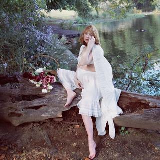 Haley Bennett feet photo thumbnail