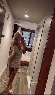 Haley Cavinder feet photo 2