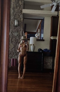 Haley Cavinder feet photo 12
