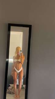 Haley Cavinder feet photo 7