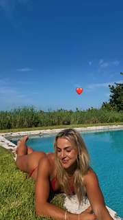Haley Cavinder feet photo 5