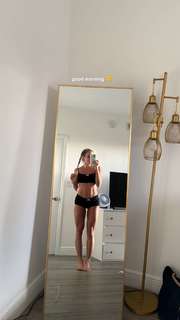 Haley Cavinder feet photo 3