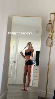 Haley Cavinder feet photo 2